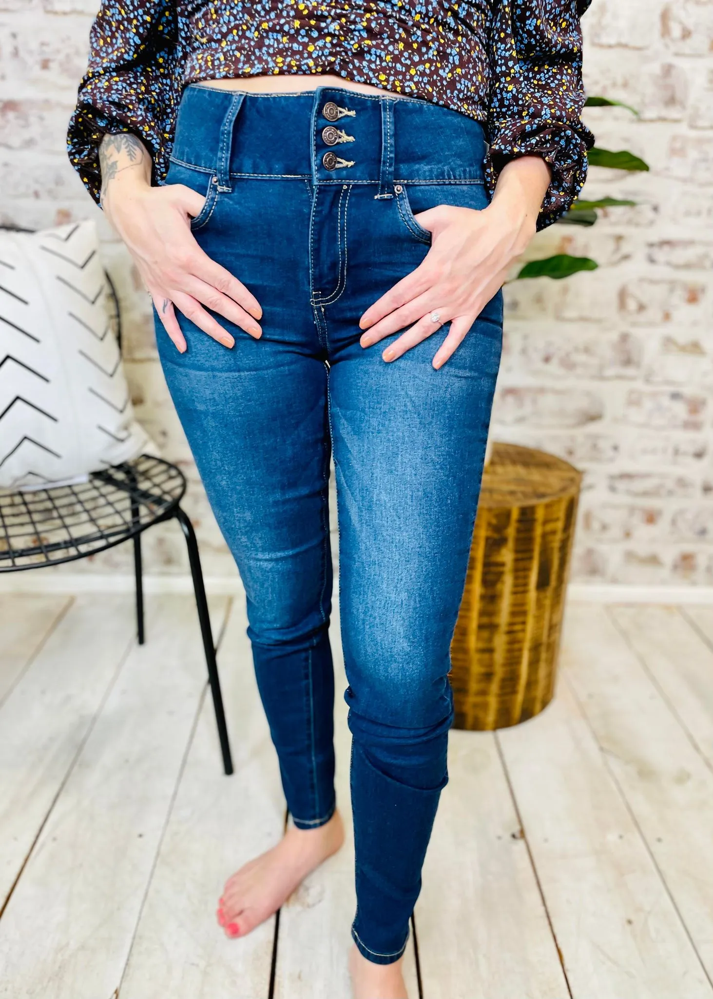 3 Button High-Rise Skinny Jeans