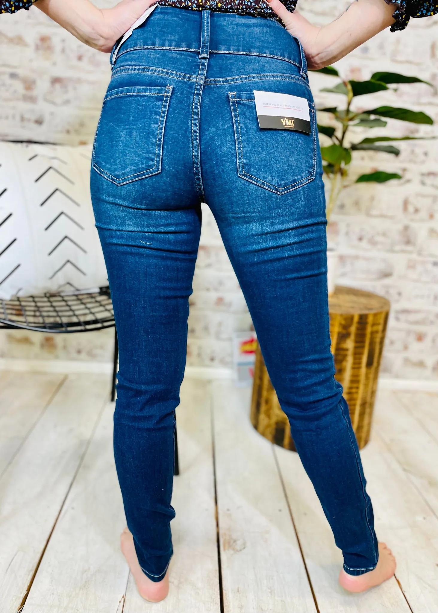 3 Button High-Rise Skinny Jeans