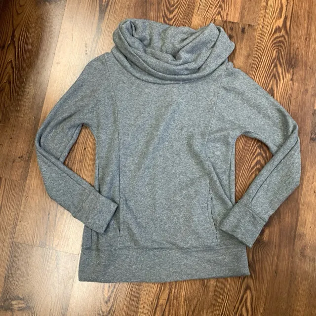 aerie SIZE M Junior's Sweater