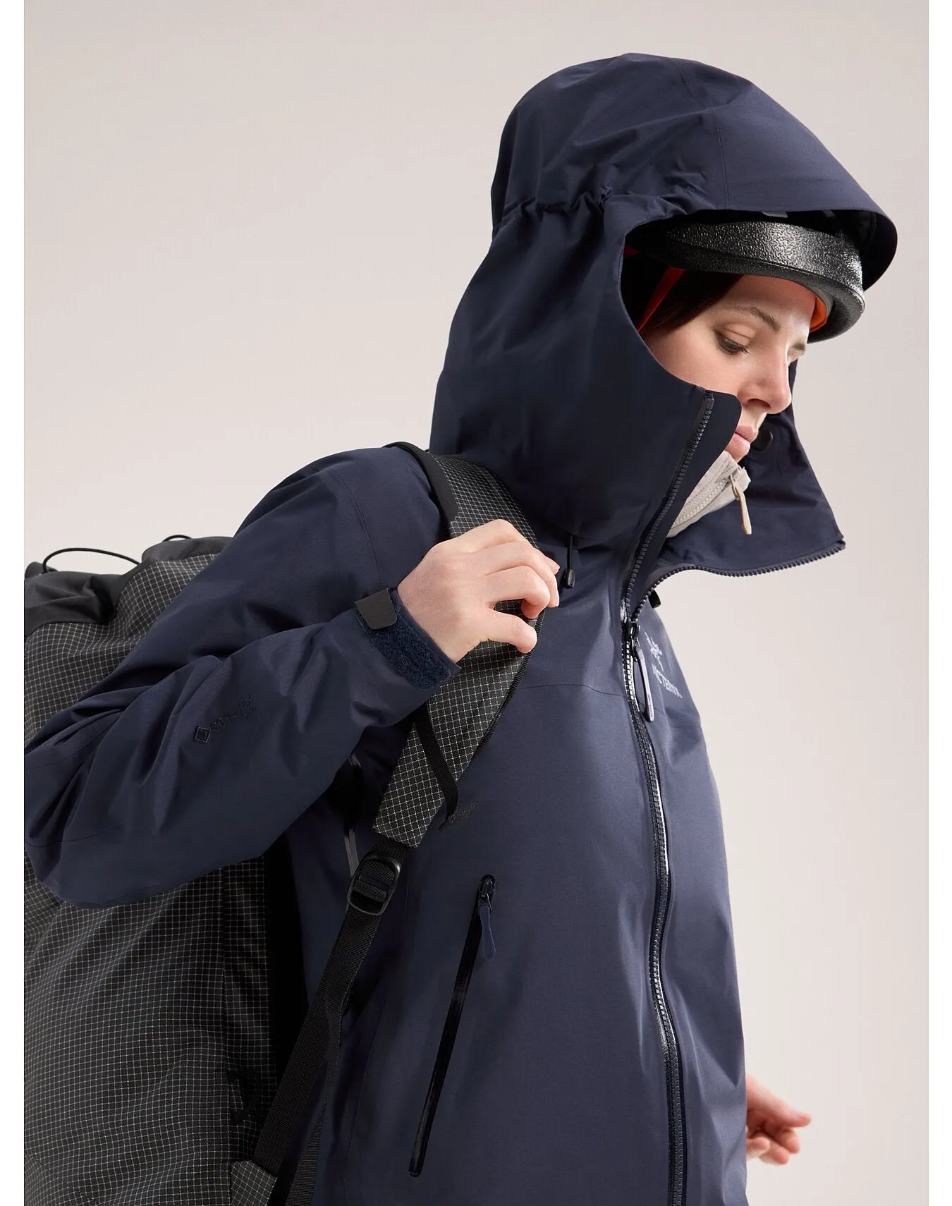 Beta AR Jacket w/Stormhood Women's