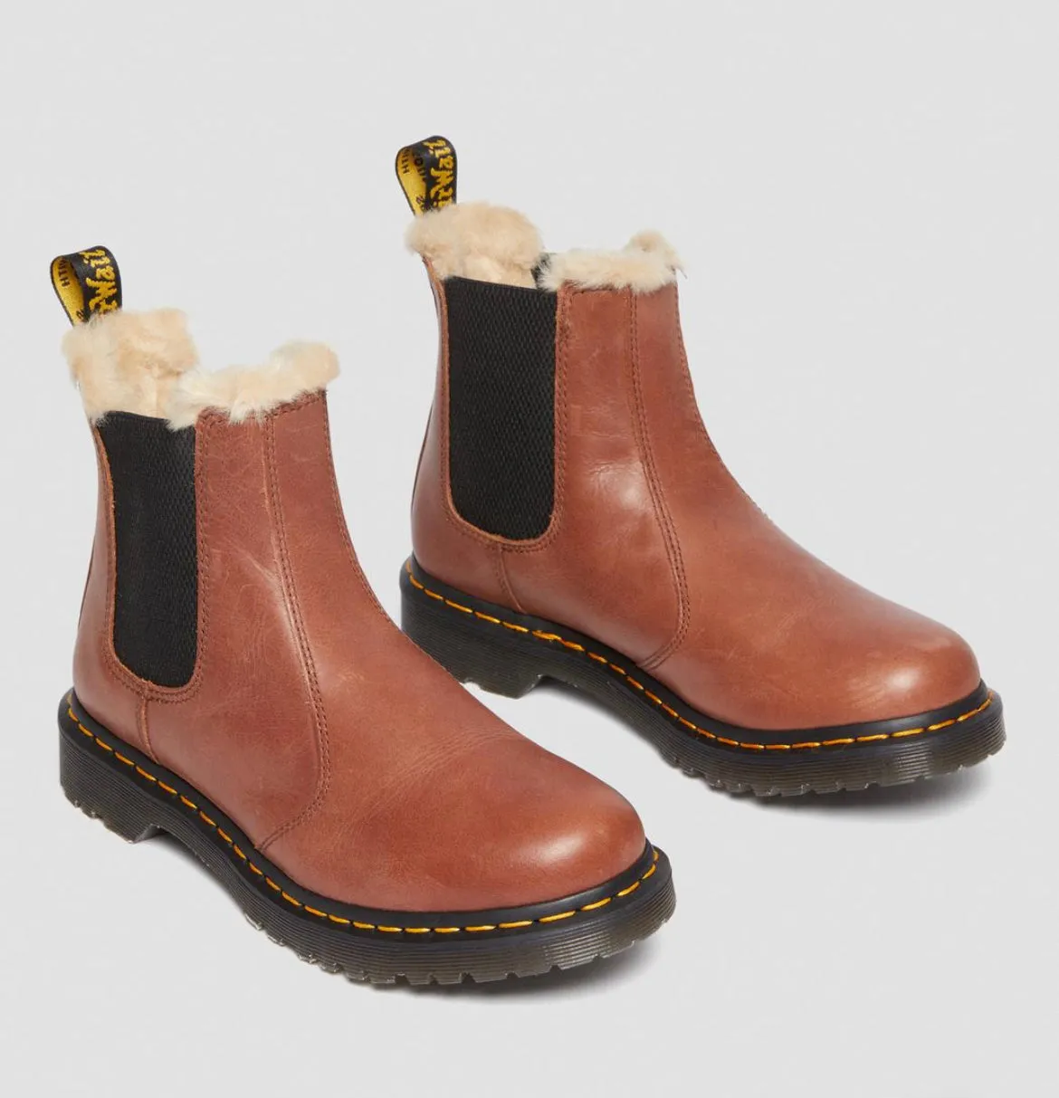 Dr.Martens 2976 Leonore Chelsea Boots Tan Farrier 27784225