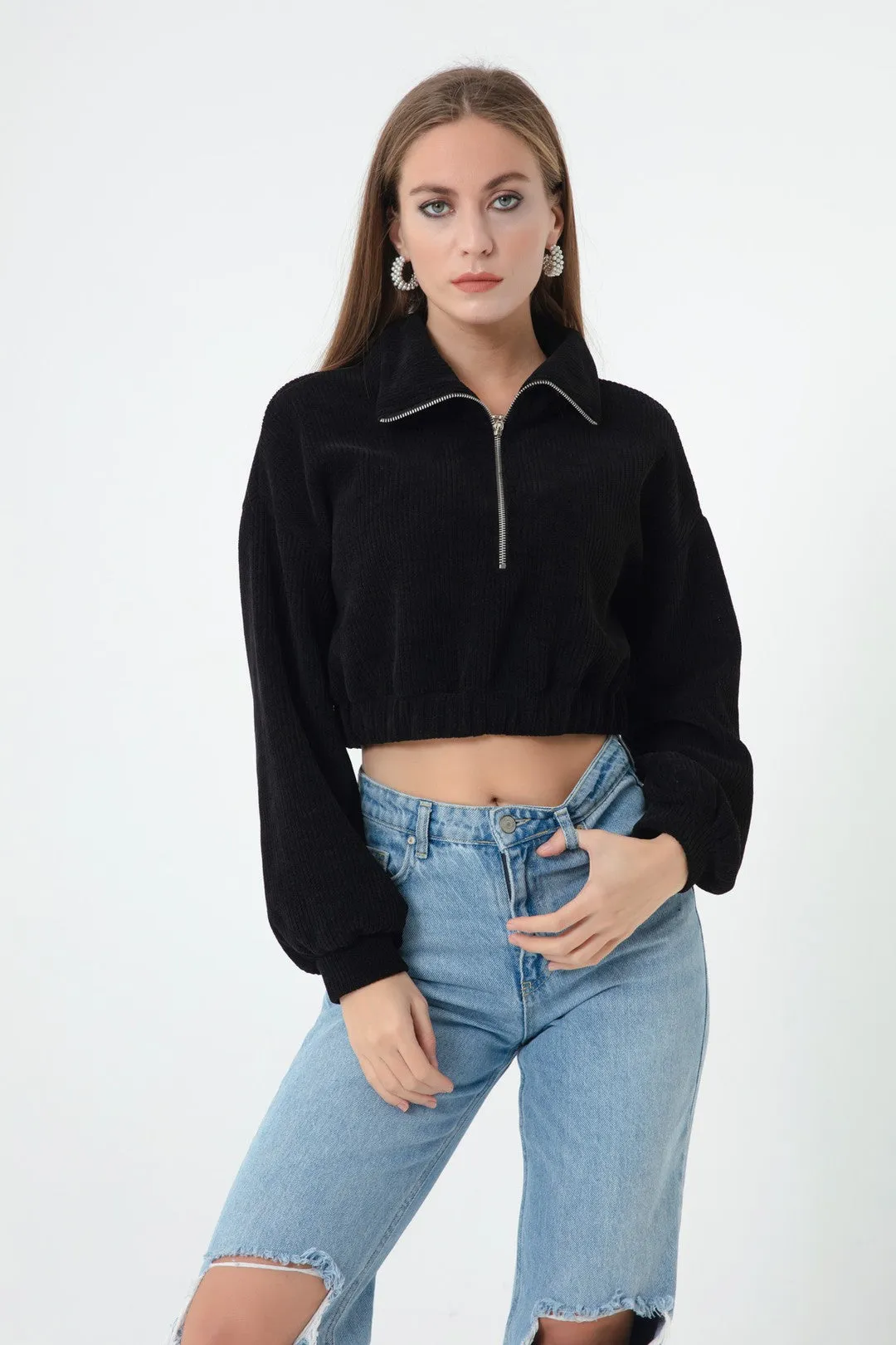 Female Zipper Crop Sweater