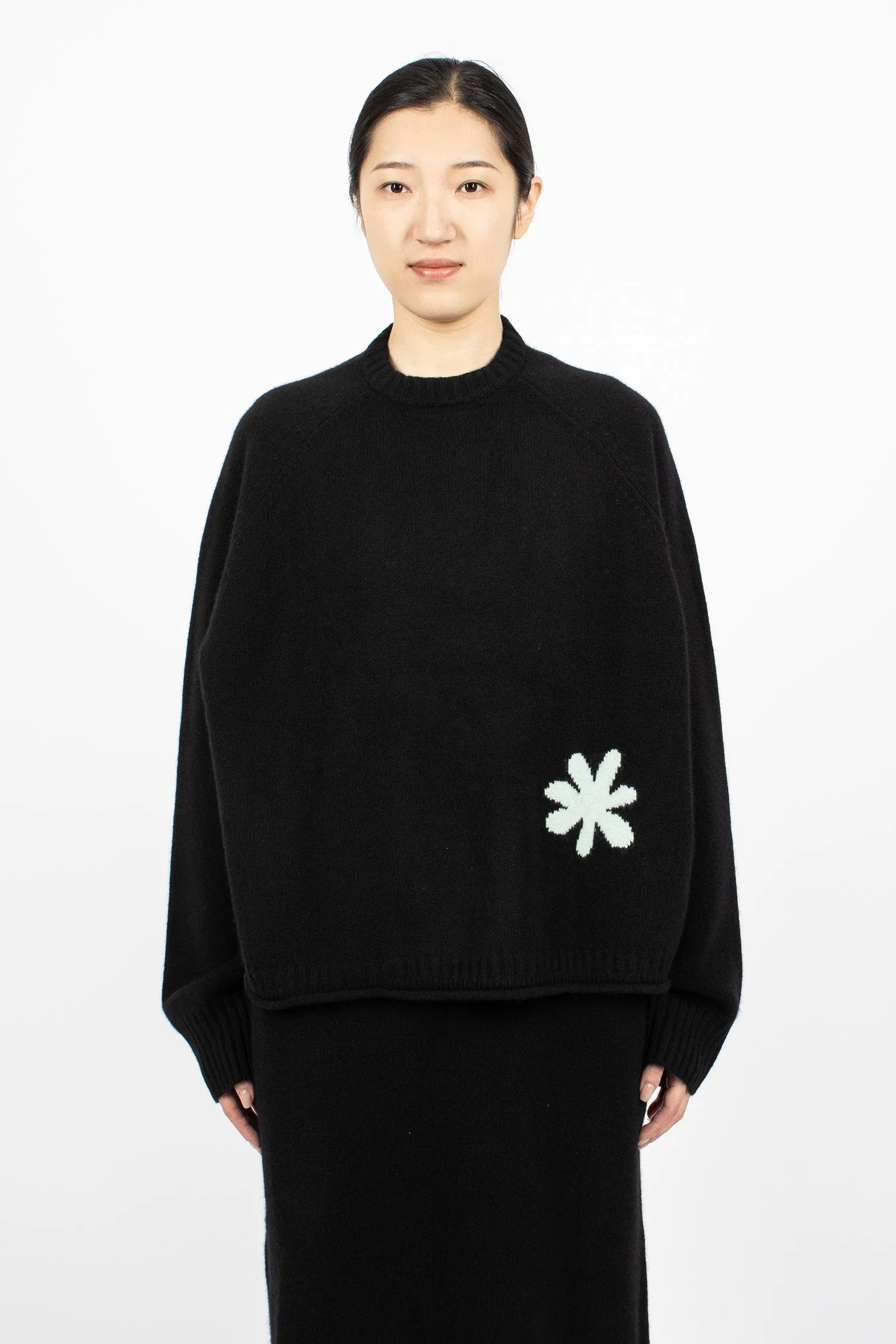 Flower Bigger Sweater Black