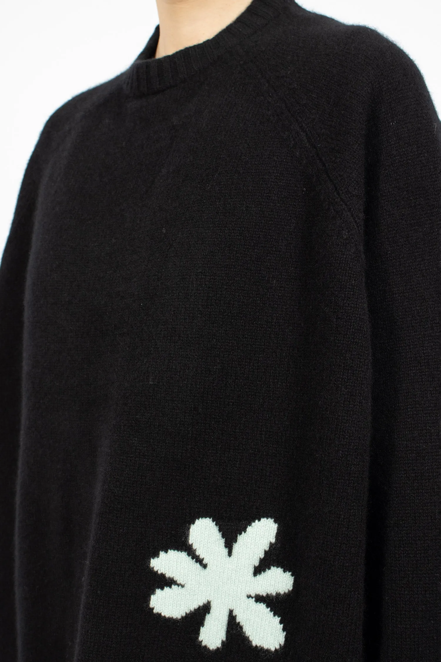 Flower Bigger Sweater Black