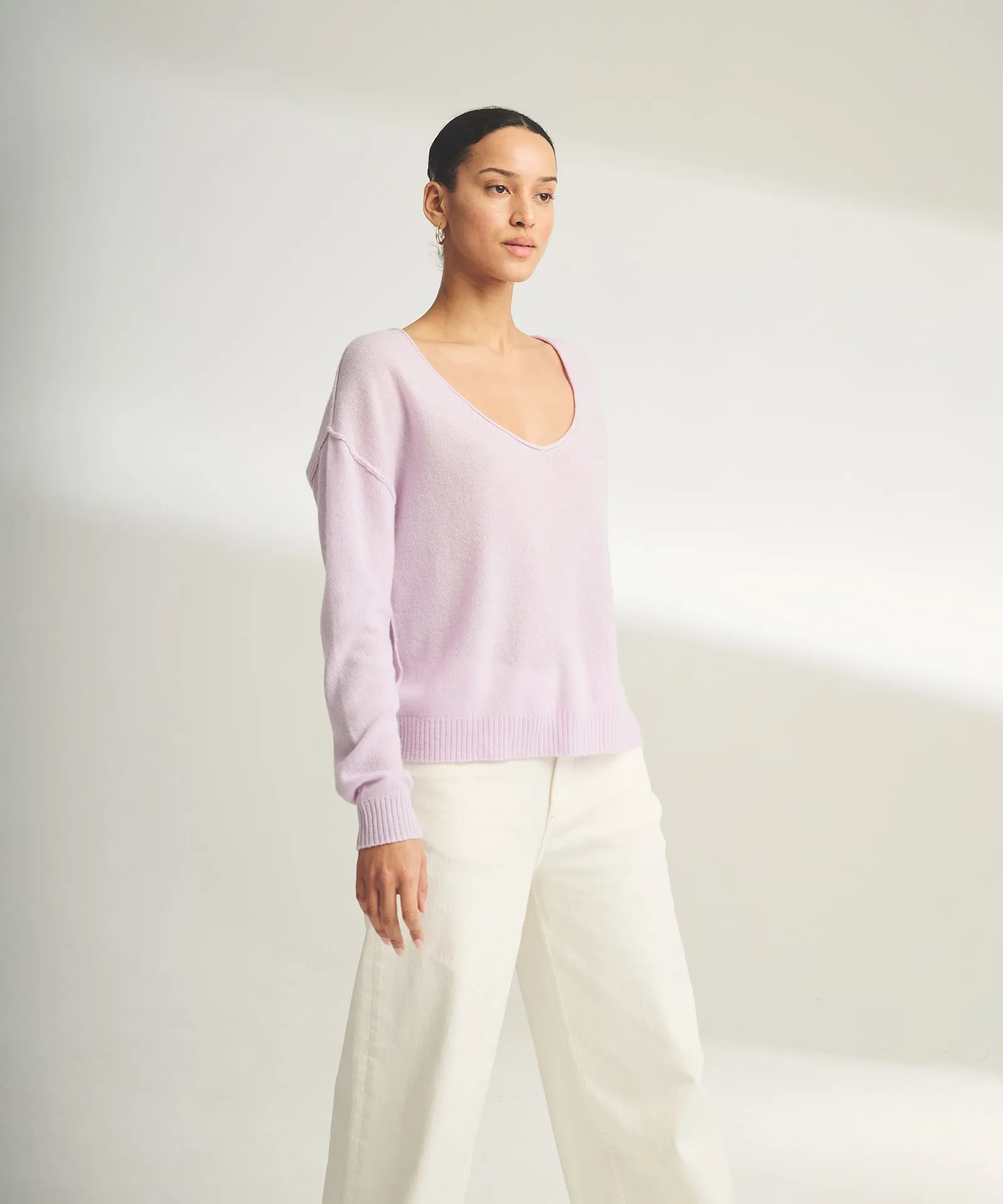 Lightweight Cashmere V-Neck Sweater