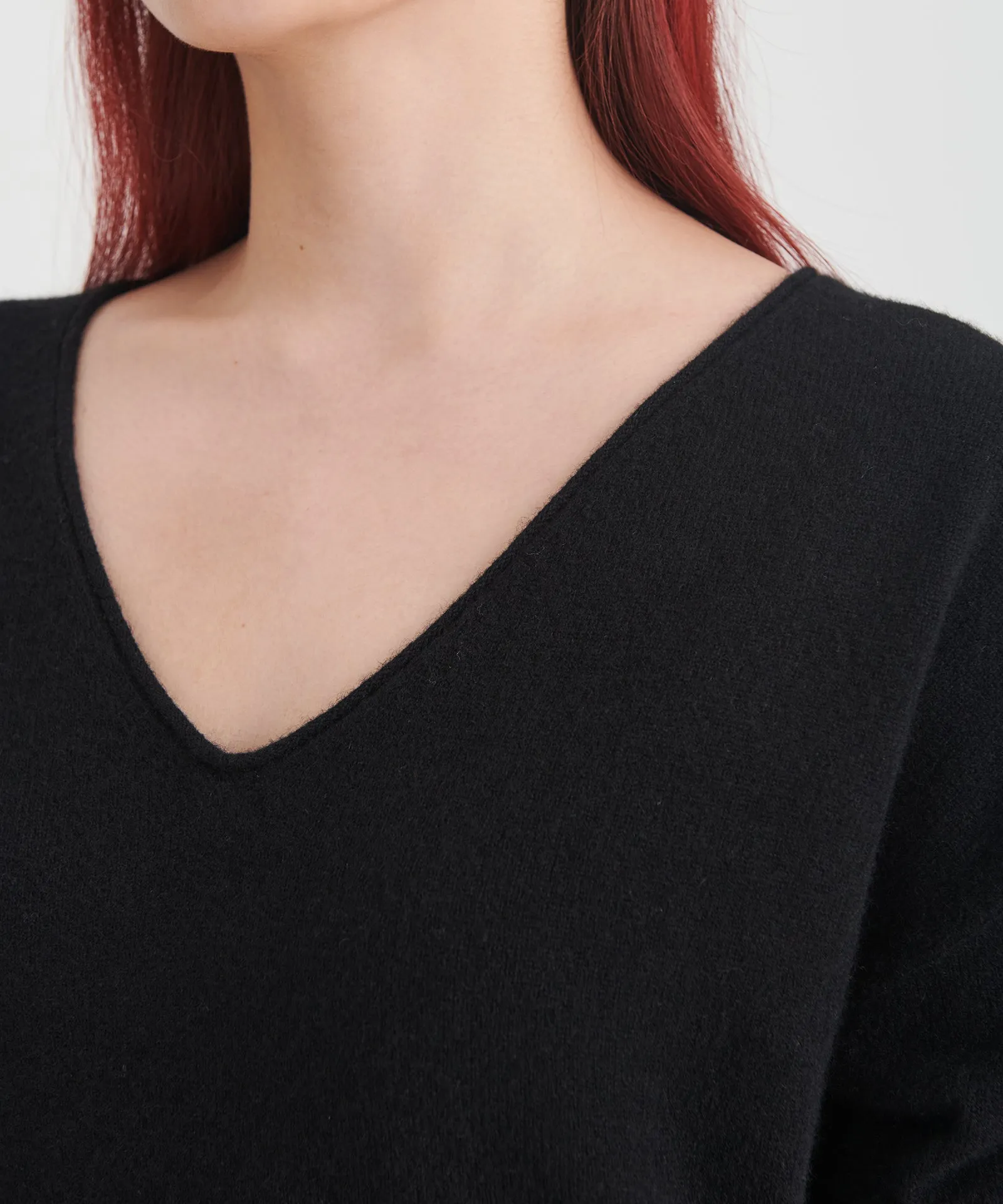 Lightweight Cashmere V-Neck Sweater