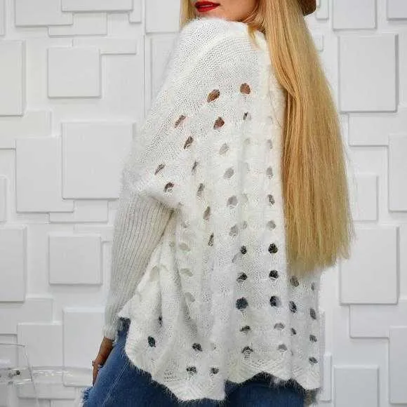 LOLA Cream Knit Sweater