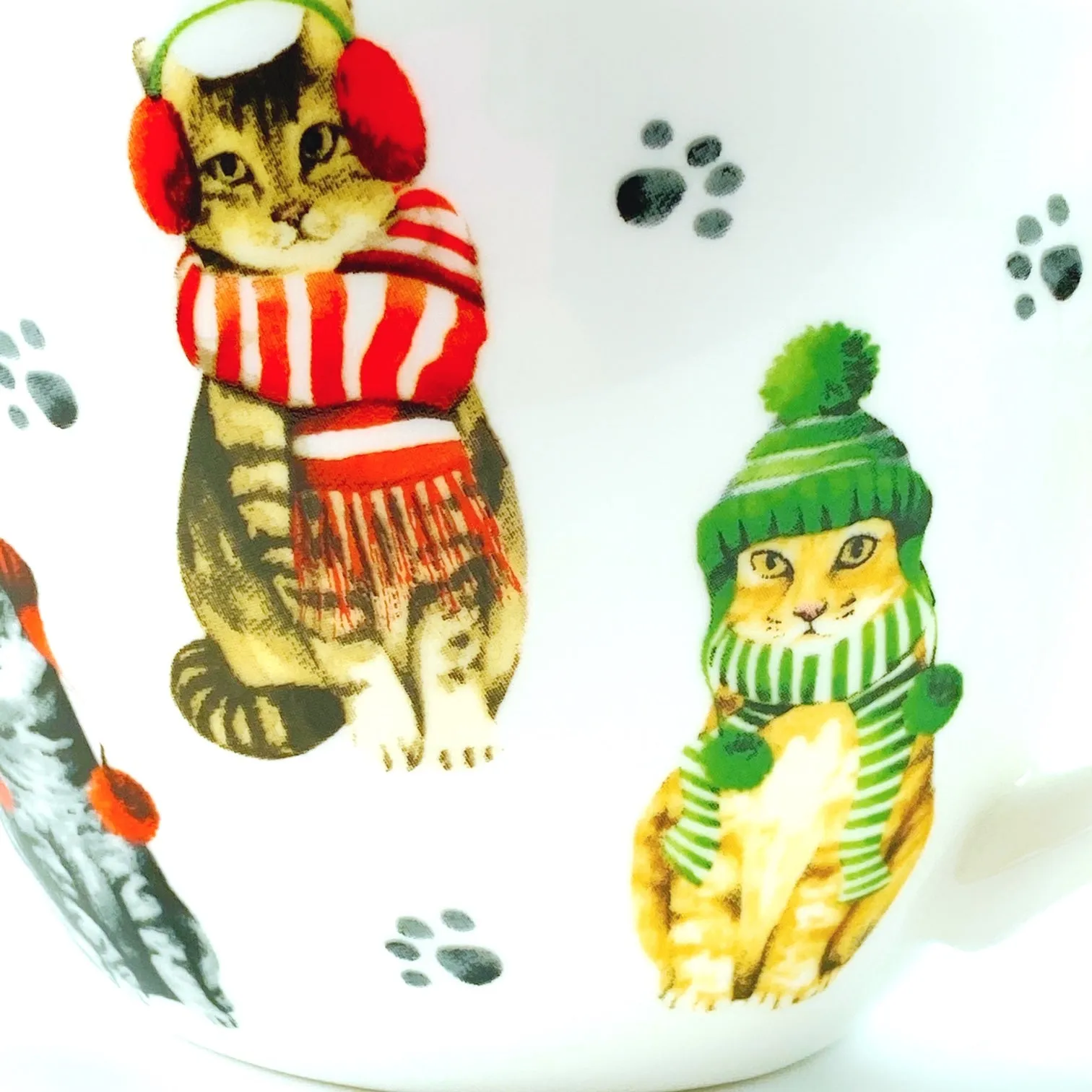 Portobello By Design 'Hello Winter' Cats with Scarf & Hat Bone China XL Coffee Mug Tea Cup 20 oz