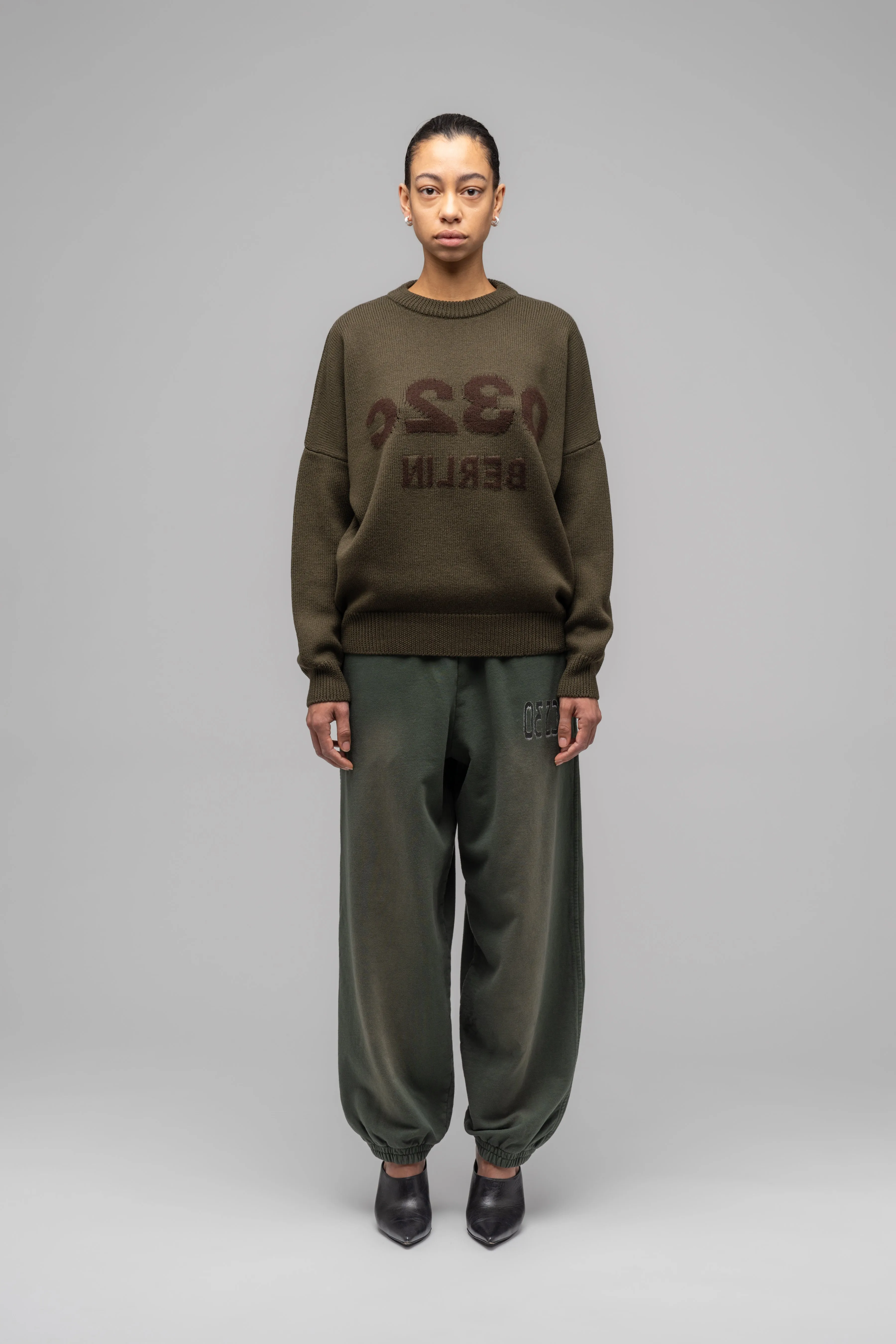 "SELFIE" SWEATER OLIVE DRAB