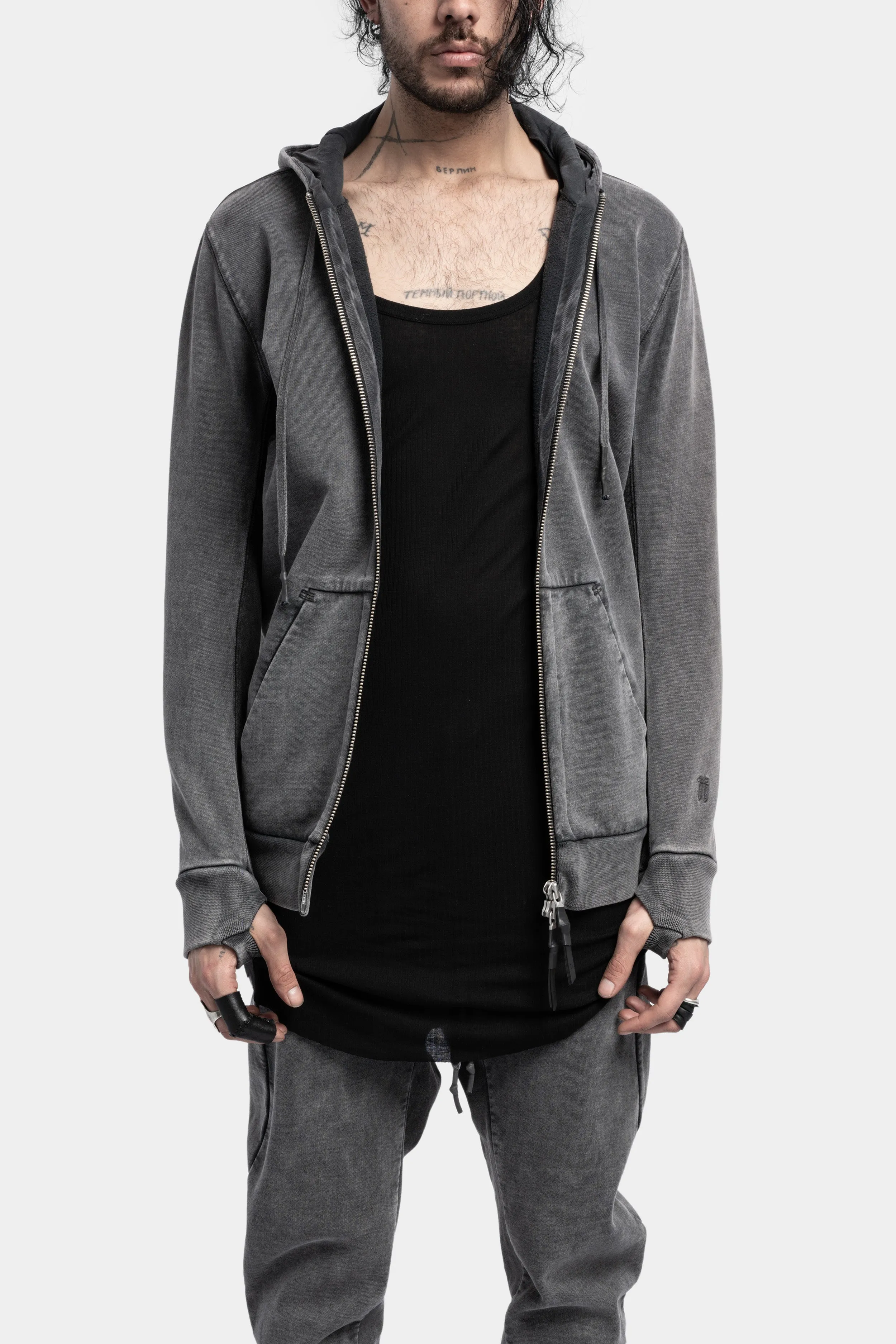 Z2B - Hooded zip up sweater